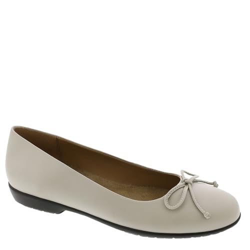 ARRAY Women's Farrah Leather Flat with Bow Detail