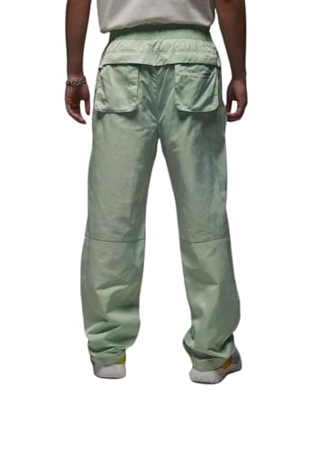 Image of Nike Men's Regular Fit Mid Rise Track Pant