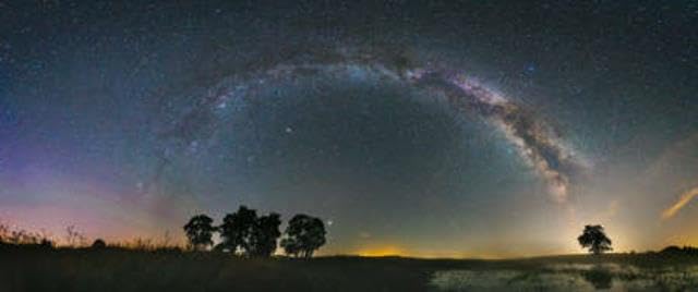 Cuadro de aluminio compuesto de 70 x 30 cm: vista panorámica de la Vía Láctea en el cielo nocturno, cielo estrellado profundo con la Vía Láctea sobre la cabeza (190326870)