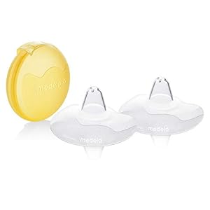 Medela Contact Nipple Shields – BPA free, made from ultra-thin soft silicone, includes 2 shields and case, 20mm, medium