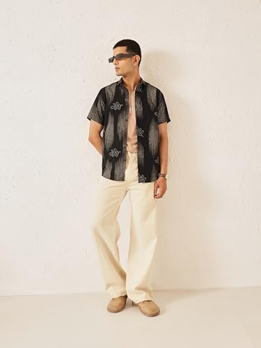 Image of Majestic Man Men's Slim Fit Pure Cotton Printed Casual Shirt - Short Sleeve | Premium Breathable Fabric | Modern Geometric Design
