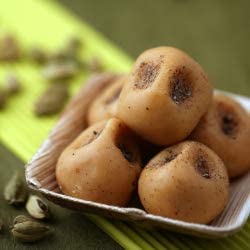 ARL International Premium 100% Fresh Mathura Peda Sweets/Mithai - 1 KG Packet