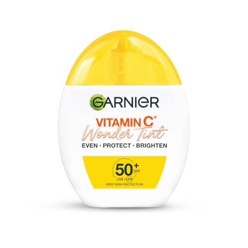 Garnier Vitamin C* Wonder Tint SPF50+ Light Shade All-In-1 Tinted Fluid Even Protect and Brighten Skin 5% Vitamin C* Niacinamide Glycerin - 40ml