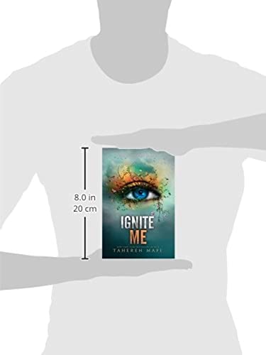 Unite Me by Tahereh Mafi - Paperback