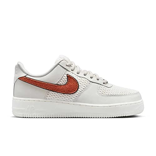 Nike Women's Air Force 1 Low Basketball Shoe, Sail/Orange Trance-black-metal, 9