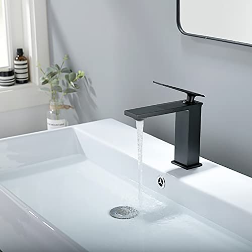 Robinet mitigeur de lavabo à poignée unique idéal pour simplifier votre routine
