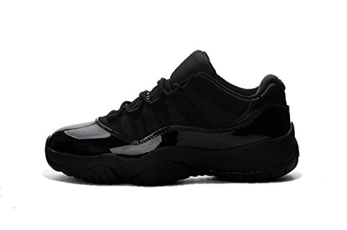 Baskets classiques homme noir en taille 46 aux finitions soignées