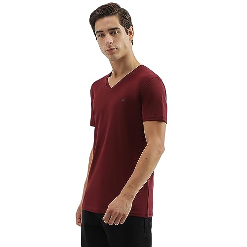 Image of UNITED COLORS OF BENETTON Men's Cotton Solid Regular Fit T-Shirt