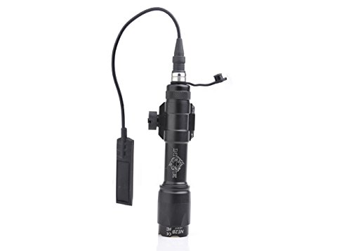 Night Evolution M600C Lampe Torche Tactique LED, 450lm, avec Interrupteur de Pression et Quick Detachable Rail de Montage Picatinny NE04003(Noir) Cover