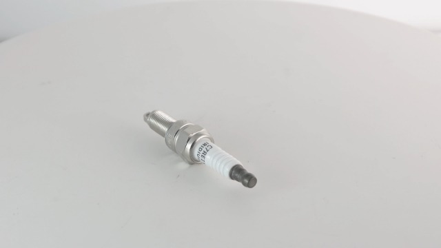 Amazon.com: AULINK 3022662 MR7F 95897 Spark Plugs Double