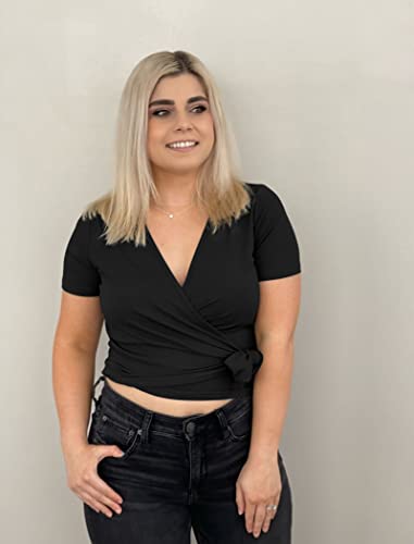 Crop Tops for Women Summer Cute Tops with Deep V Neck - Image 3