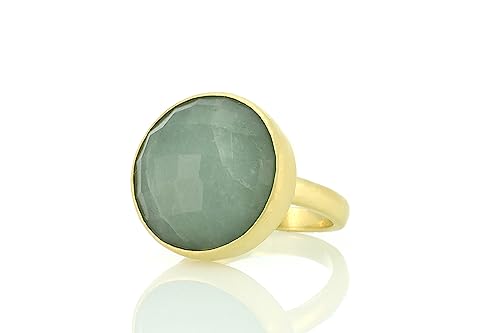 Bague artisanale en or et aigue-marine, un lien éternel avec votre histoire