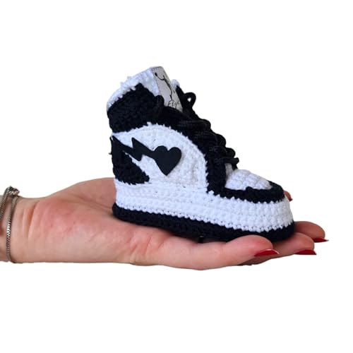 Crochet Baby Sneakers Booties, Organic Newborn Fashion Kicks, Retro Basketball Baby Shoes, Customizable for Gender Reveal, Baby Shower Gift