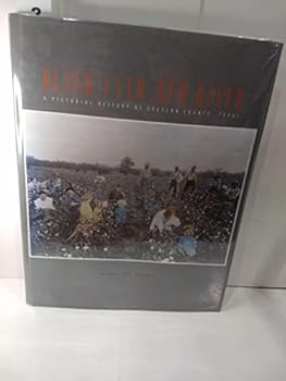 Hardcover Black Land, Red River: A Pictorial History of Grayson County, Texas Book