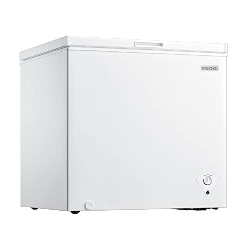 Igloo 7.0 Cu. Ft. Chest Freezer with Removable Basket Free-Standing Door Temperature