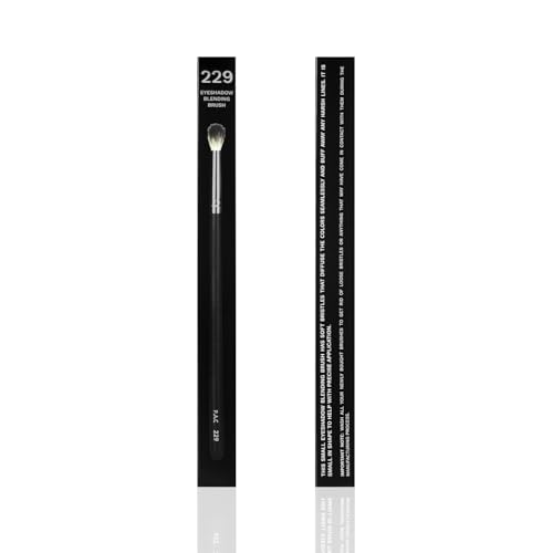 Image of PAC Eyeshadow Blending Brush 229