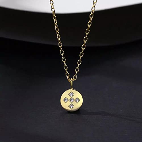 Collier pendentif cercle rond long pour sublimer un décolleté sans effort