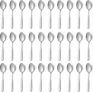 Lot de 48 cuillères à café à la finition miroir pour une table élégante
