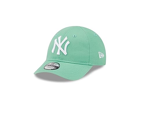 New Era New York Yankees MLB League Essential Green White 9Forty Adjustable Kids Cap - Youth, Mint, 6-12 Years
