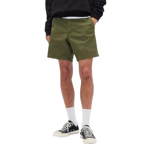 Image of Gap Men Solid Regular Fit Mid Rise Shorts