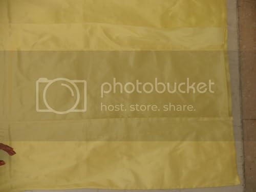 Tissu taffetas 100 % pure soie jaune et ivoire pour création unique - 3
