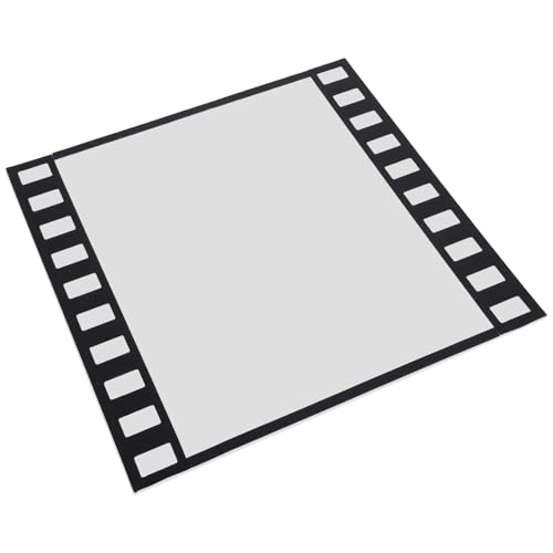 YARNOW 教室用フェルトマット ダーツボード用壁保護具 フェルト製掲示板 ホワイト 40×40cm ピン対応 写真ディスプレイ用 ホームや装飾壁背景に最適な軽量耐久性のある素材使用の商品画像（Amazon）