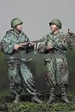 XINGCHANG 1/35 Resin Figure Model Kits WW2 Russian Officer Unassembled unpainted