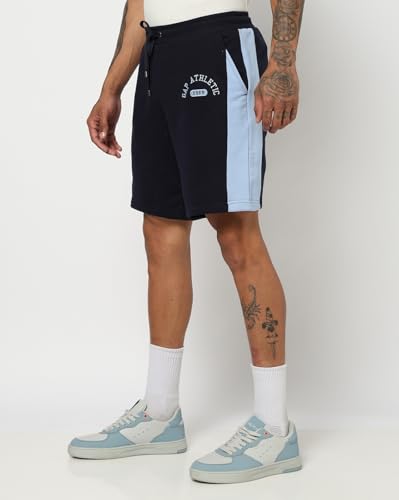 Image of Gap Men Stylised Cargo Shorts