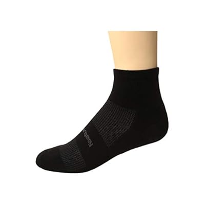 Feetures High Performance Cushion Quarter Crew Cut Socks Shoes Black