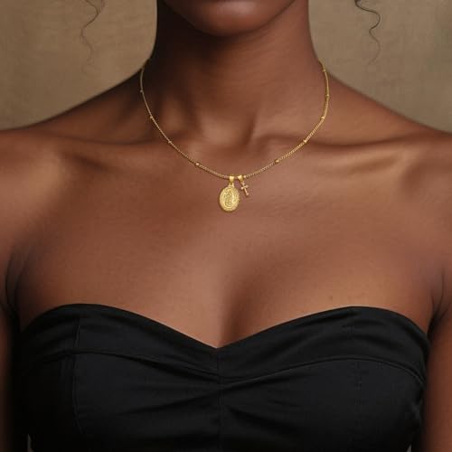 Necklace on Model