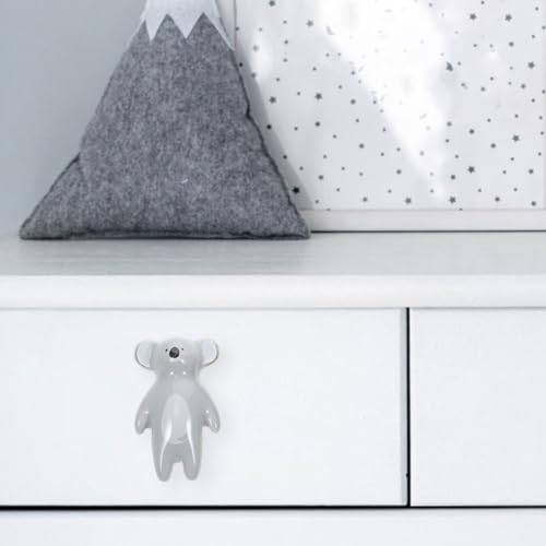 Boutons de commode faciles à installer pour rénover un meuble enfant