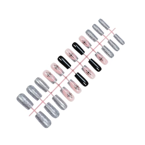 Xm[t[N̒܂̃GKgȃNX}XvX́Â߂ɒ܂ɂ܂ɕtĂ܂