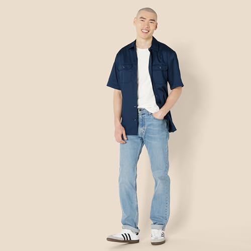 Image of Amazon Essentials Men's Relaxed-Fit Stain and Wrinkle-Resistant Short-Sleeve Work Shirts