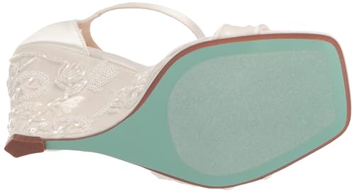 Betsey Johnson Women's Ivan Wedge Sandal4