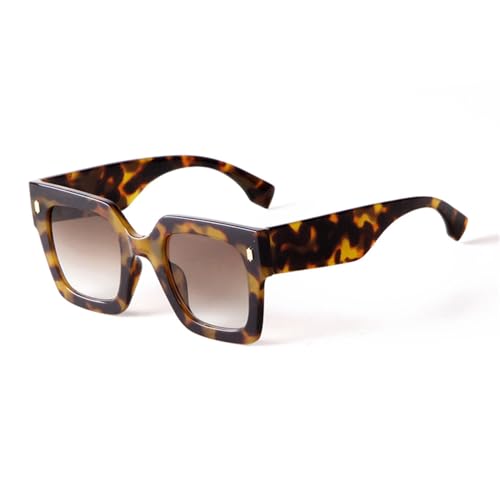 Lunettes de soleil carrées à côtés larges pour sublimer vos sorties en terrasse et vos voyages