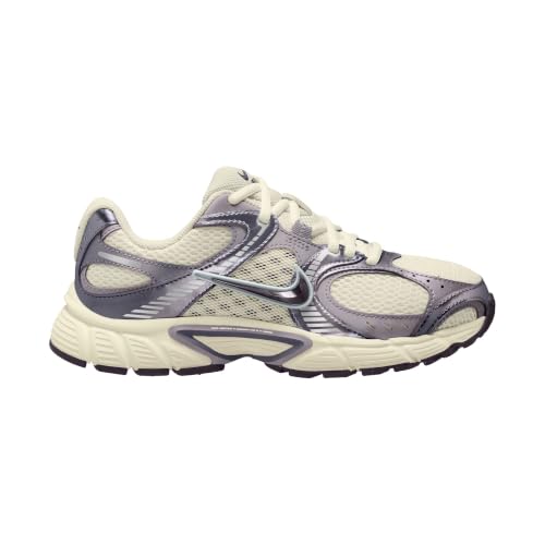 Image of Nike Women's V5 RNR Shoes