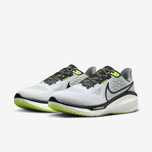 Image of Men's Nike Vomero 17 in Black /Volt-LT Smoke Grey-White