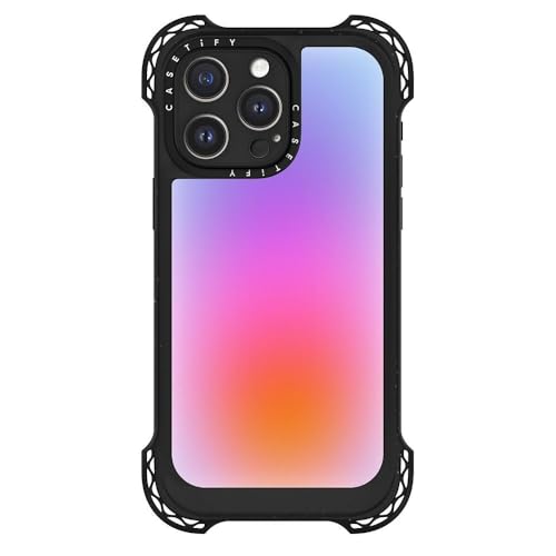 Coque iPhone 15 Pro Max CASETiFY idéale pour les activités outdoor et les voyages de longue durée