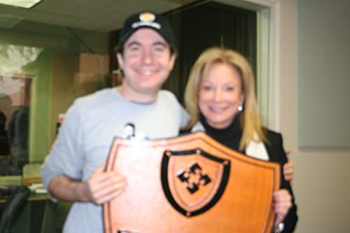 Carrie Martz sold ad company to GoDaddy Founder Podcast Por  arte de portada