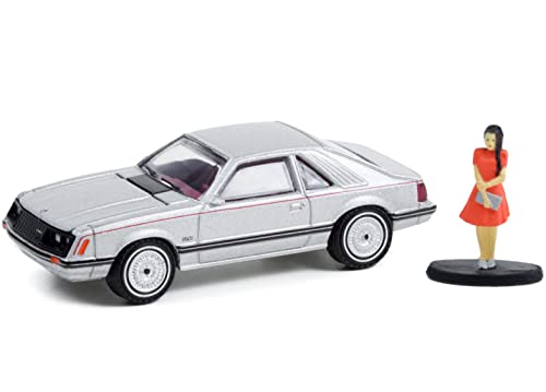 Greenlight Modelo 1979 Coupe GHIA Plata 1/64 miniatura 2