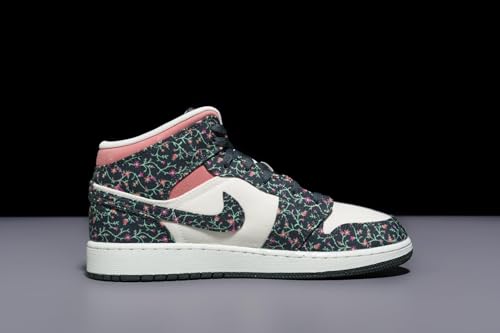 Nike Air Jordan 1 Mid SE GS Girls Shoes3