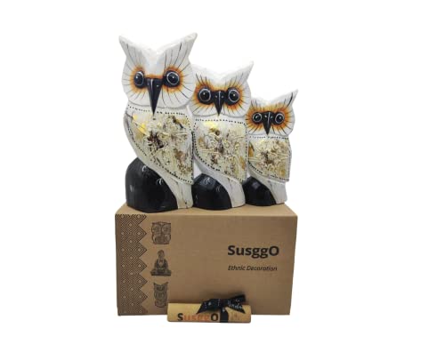 SusggO Set 3 Buhos Decorativos Madera - Buho Decoracion - Buhos Figuras Animales- Buhos de la Suerte - Tallado a Mano Idea Artesania Adorno Mueble Gato de la Suerte. (3 BUHOS ALAS Blanco Estrella DR) Cover