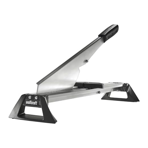 wolfcraft Laminat-Einpasser I 6952000 I Zum Exakten Ausmessen der Letzten Laminatreihe 10 Wolfcraft 6937000 Laminatschneider LC 600 | Schneidegerät für Laminat von bis zu 46,5 cm Breite | Max. Schnittstärke: 11 mm | Ideal für Standard-Verlegearbeiten
