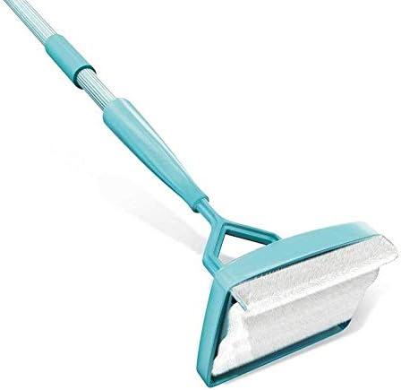 Baseboard Buddy Extendable Duster