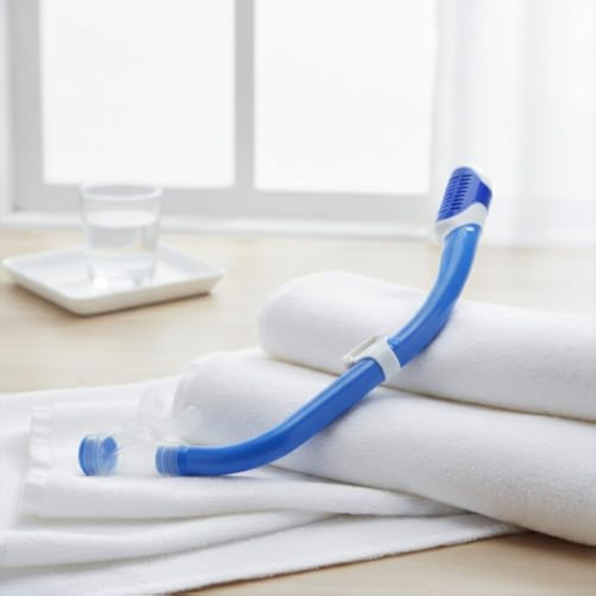Splash-Guard Dry-Top Snorkel with Mask Clip, Adventure Ready