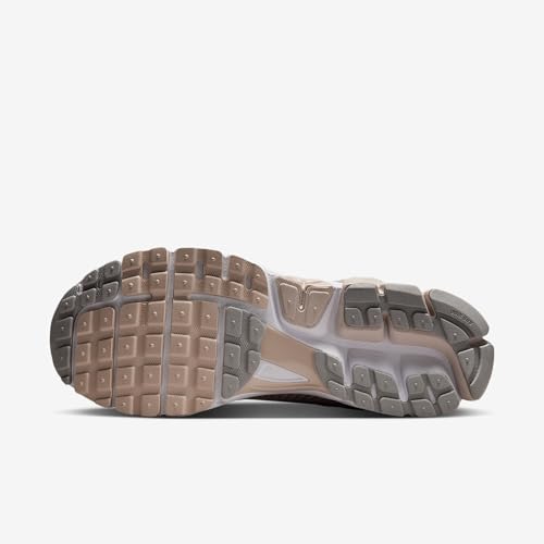 Image of Nike Zoom Vomero 5 Men's Shoe