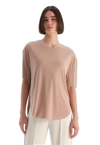 T-shirt luxe tricoté en modal marron clair avec encolure bateau
