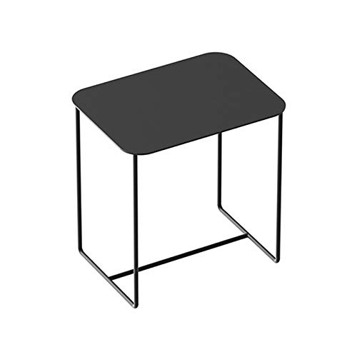 Table d'appoint de canapé pour optimiser les petits espaces