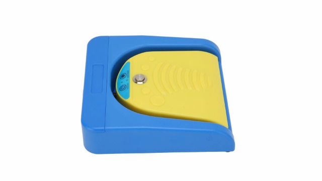 Wireless Bluetooth Single Foot Switch Control on Amazon Live