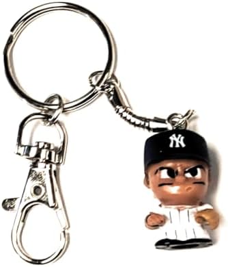Team Sports America New York Yankees Keychain Carabiner, 1 Inch Teeny Mate Player, Officially Licensed image 2